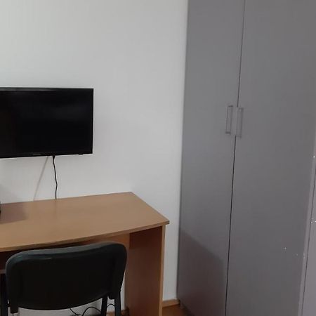 Alba Studio 106 Bucharest Luaran gambar